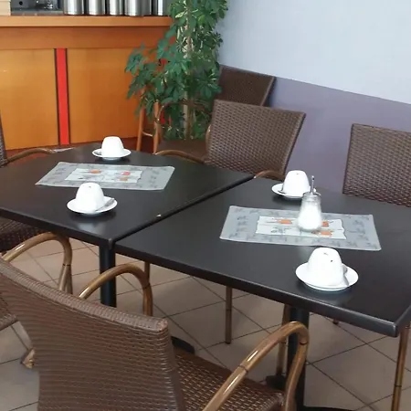 ヴィシニティ 3*